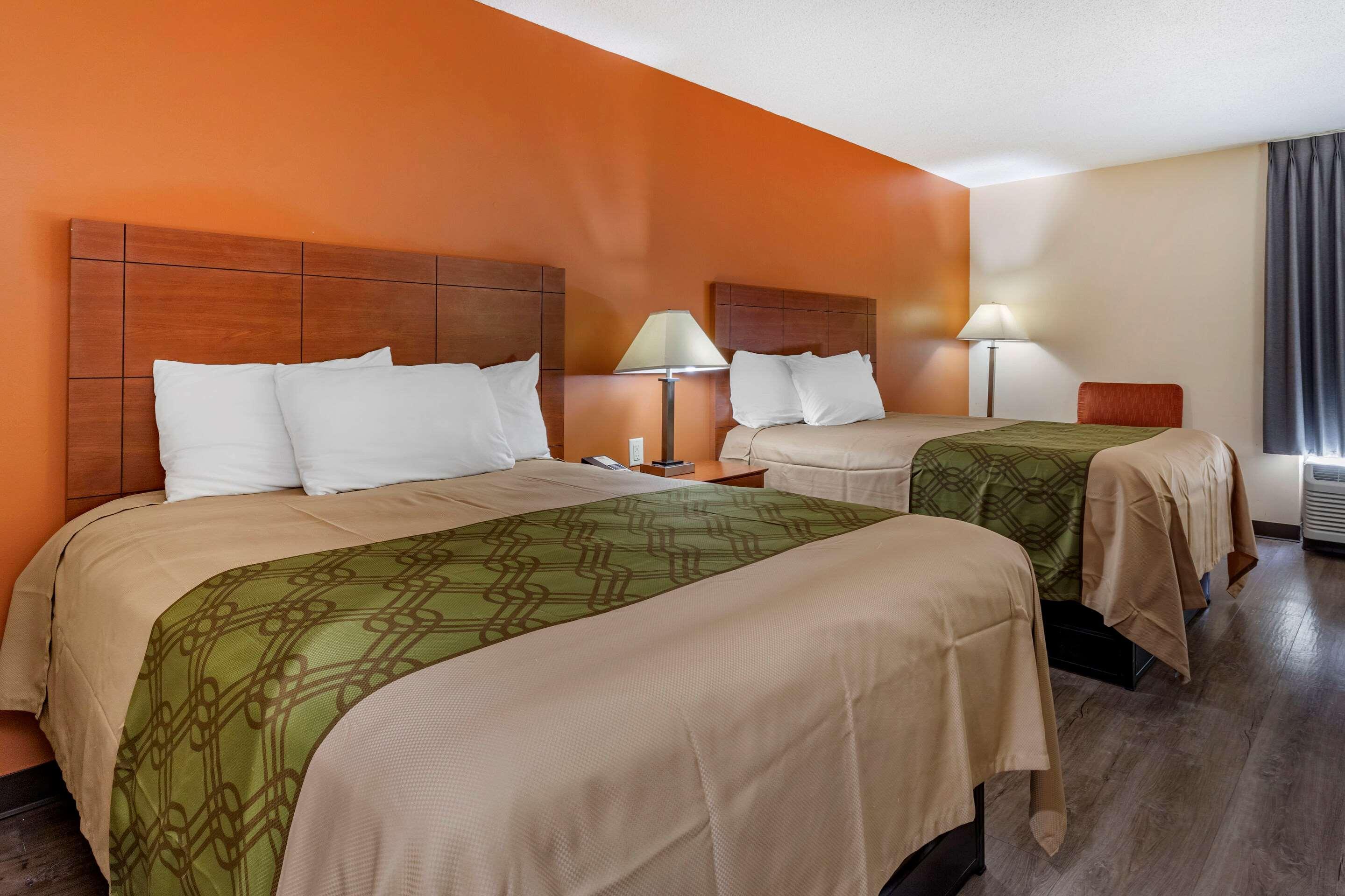 St. Stephen Econo Lodge מראה חיצוני תמונה