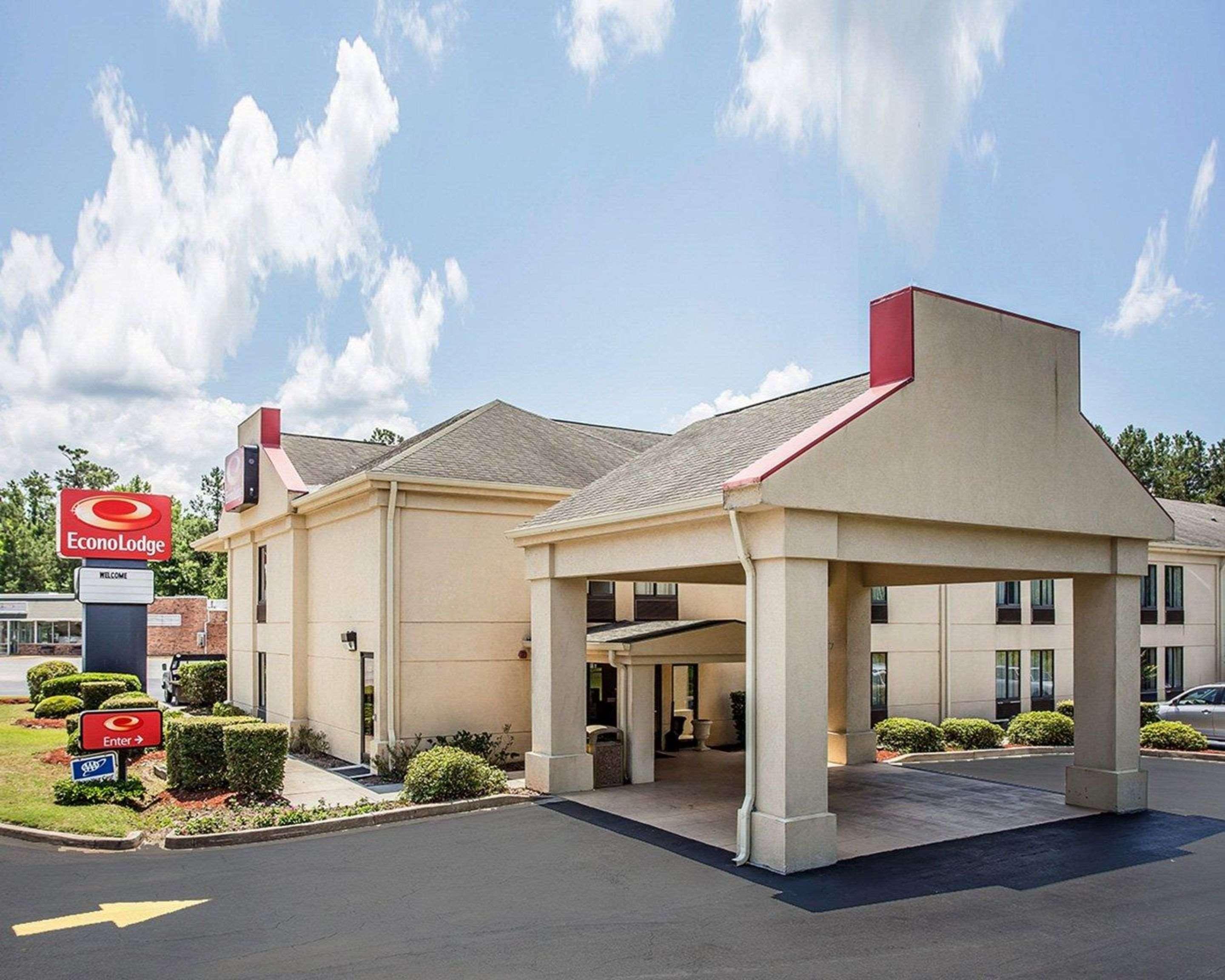 St. Stephen Econo Lodge מראה חיצוני תמונה
