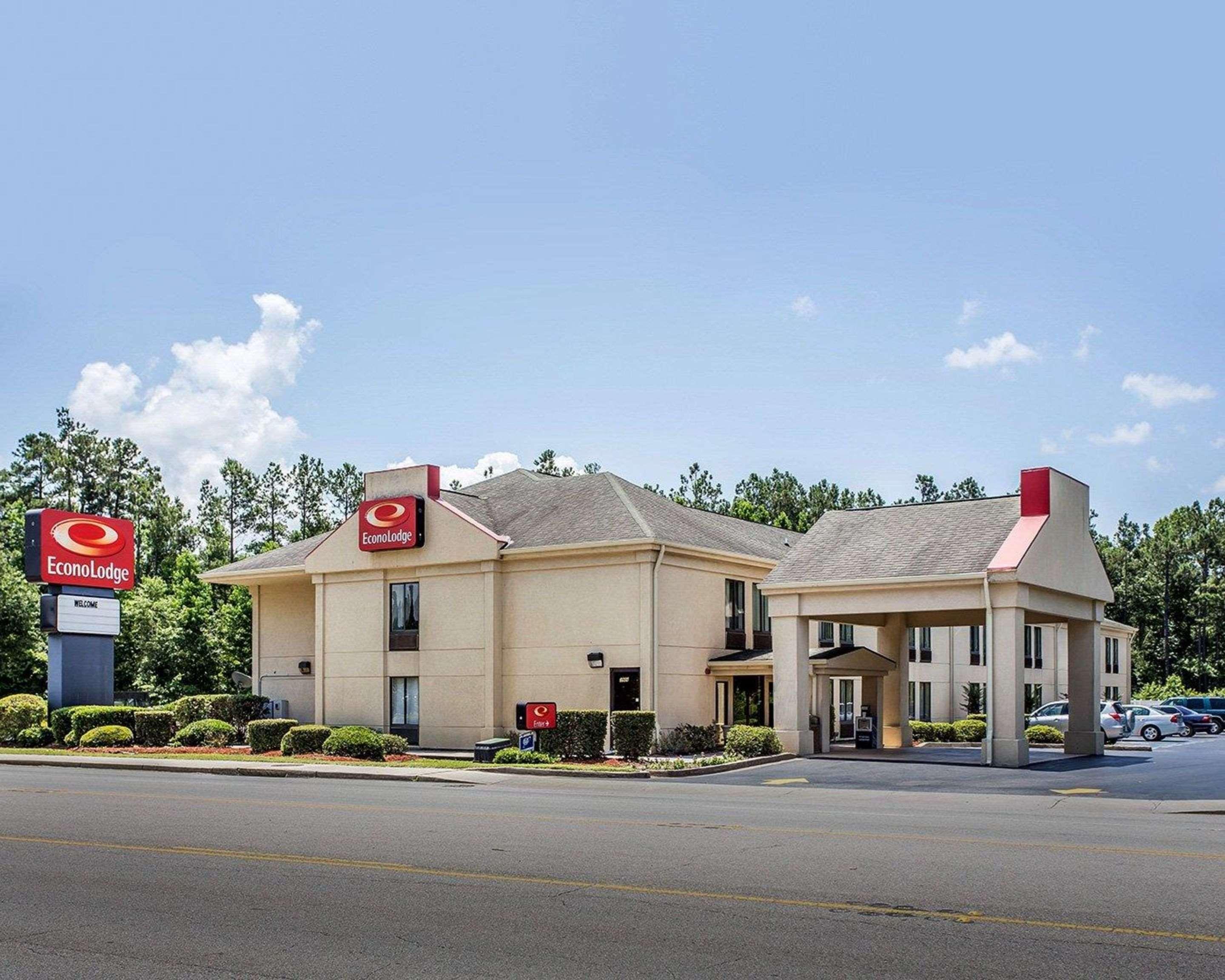 St. Stephen Econo Lodge מראה חיצוני תמונה