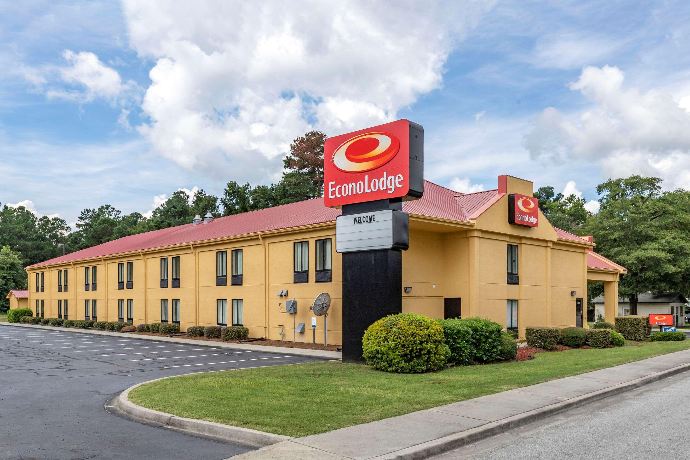 St. Stephen Econo Lodge מראה חיצוני תמונה
